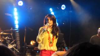 Cher Lloyd - Talkin' That (Live at the "I Heart Radio Theater")