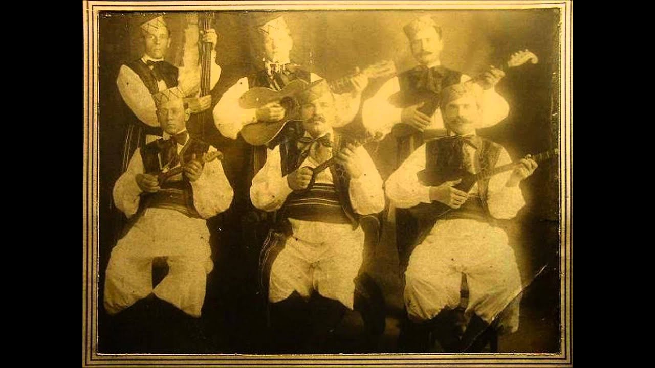 Tamburitza music by Momo Nikolic YouTube