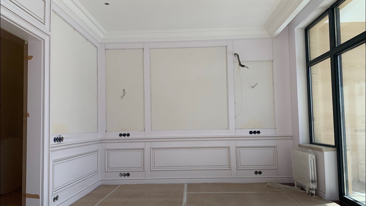 Технология установки дверей и монтажа панелей буазери в квартире.