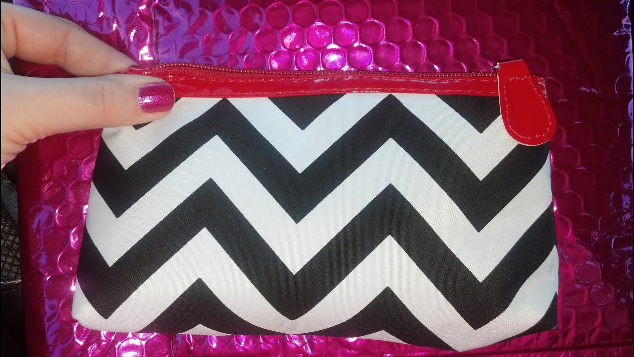 October 2012 Ipsy my glam bag review - YouTube