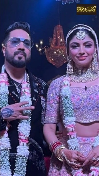 ❣️ Mika Singh with lovely wife Akanksha Puri❣️ #mikasingh #akankshapuri #shots #bollywoodbuzzs ❣️❣️