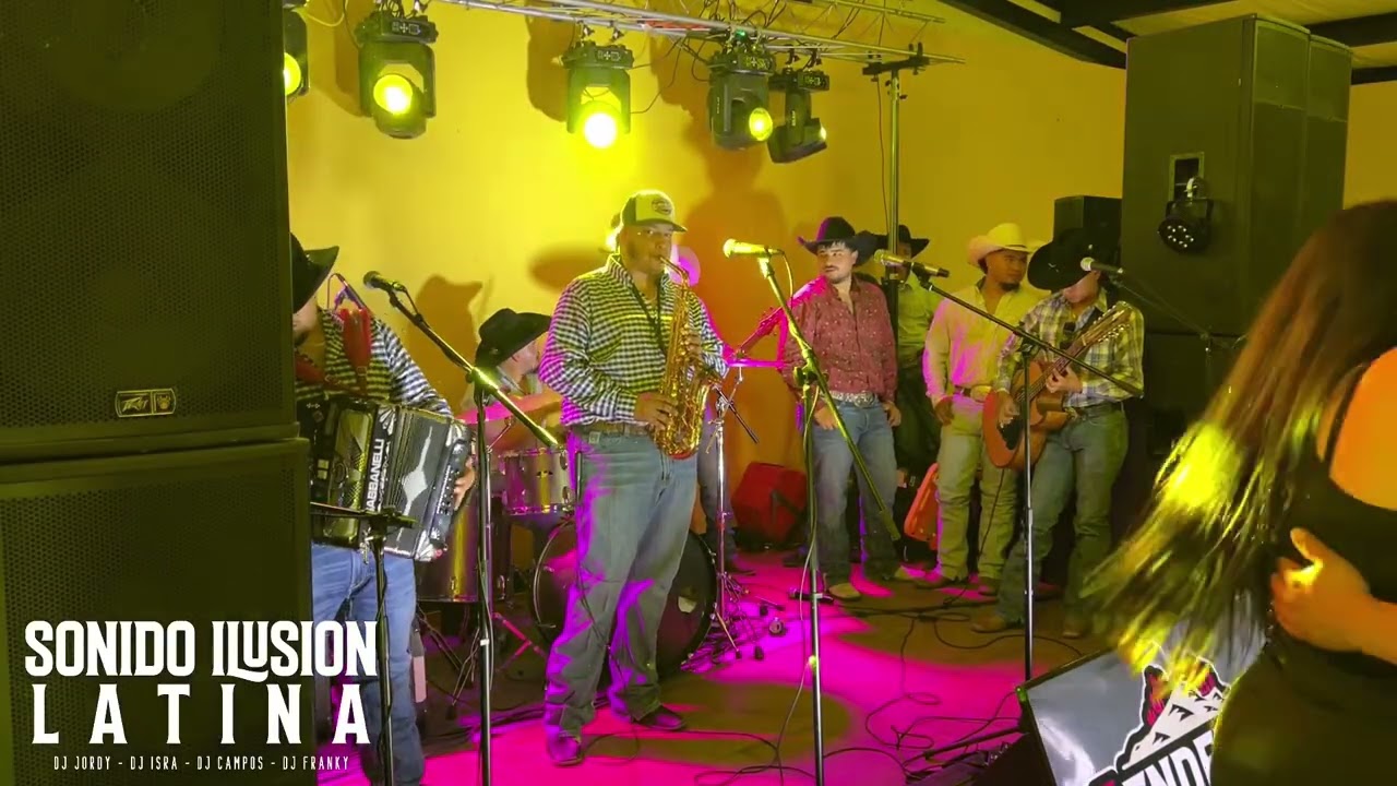 Palillos Chinos - Senderos Del Norte Ilusion Latina Sound