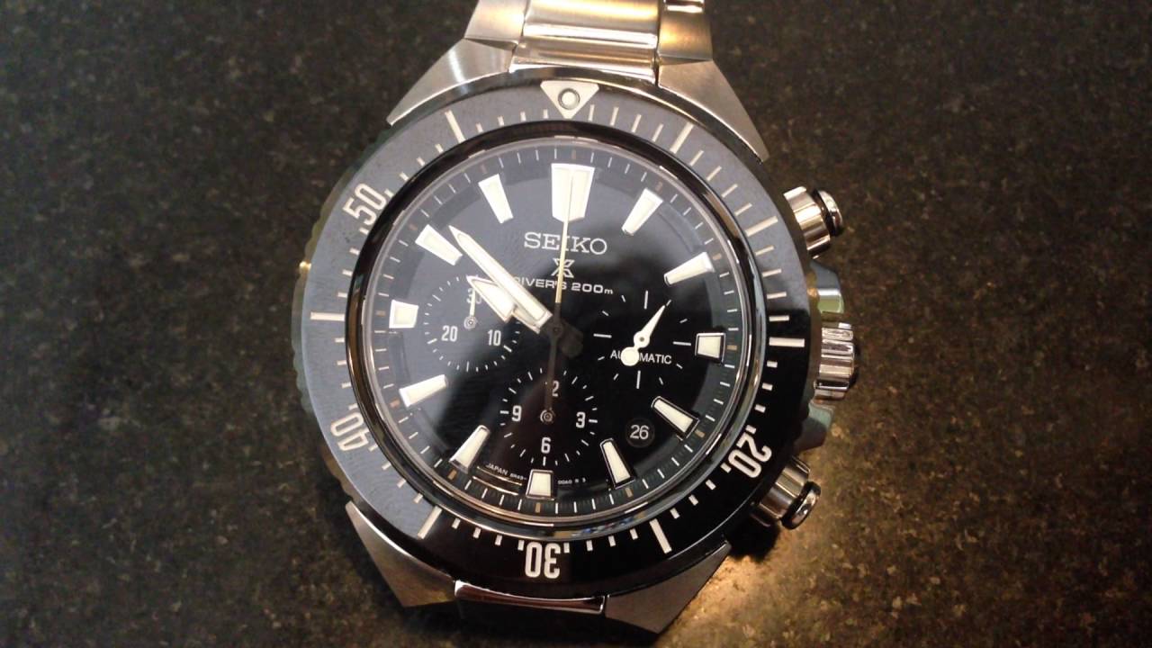 The movement of the second hand on the Seiko Prospex SBEC001 TRANSOCEAN 200  meter Chronograph Diver - YouTube