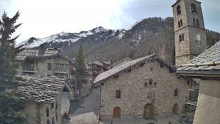 WEBCAM - 19 May 2026 - Your Window To Val d’Isère - How much sunshine will we see today?