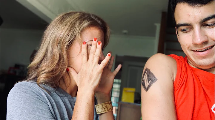 SHOWING MY MOM MY TATTOO FOR THE FIRST TIME **SHE FREAKED OUT**