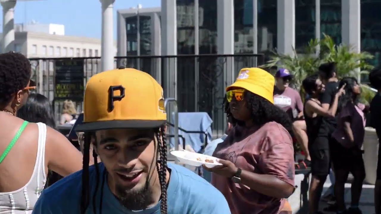 Mira Johnny McFly- Potion (Prod. New Magick) Official Video en YouTube Mira Johnny McFly- Potion (Prod. New Magick) Official Video en YouTube