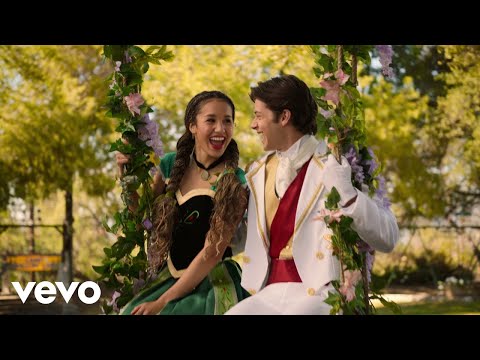 Sofia Wylie, Matt Cornett - Love Is an Open Door (From Frozen | HSMTMTS)