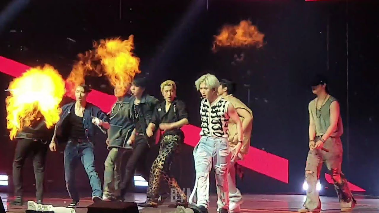 20220504 ATEEZ (에이티즈) THE FELLOWSHIP @PARIS - 'ROCKY' 🔥