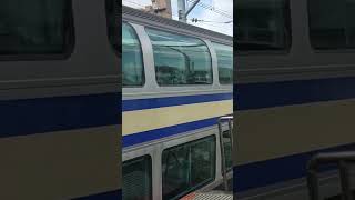 235系武蔵小杉駅発車