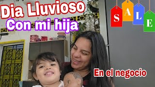 lluvia ☔️🌧 asi amanecimos hoy, apesar del clima pude vender 👏 Dios es bueno 