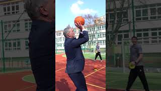 Xiii Lo I Sp Nr 38 Z Nowymi Boiskami Sportowymi