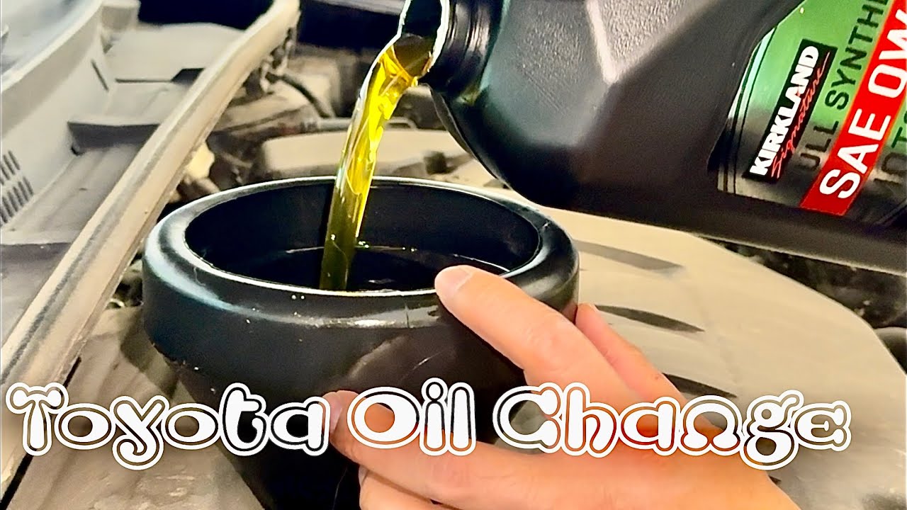 Khám Phá Thay Nhớt Cho Xe Toyota Corolla