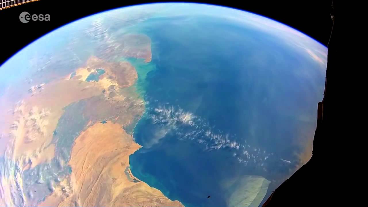 Resultado de imagem para terra vista da ISS