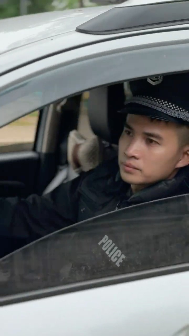 Su Hao comedy: escaped prisoners and magic pump ?