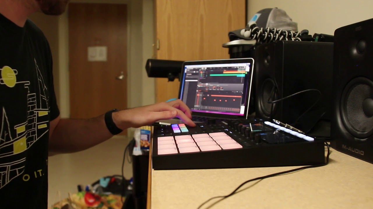 Maschine MK3 - YouTube