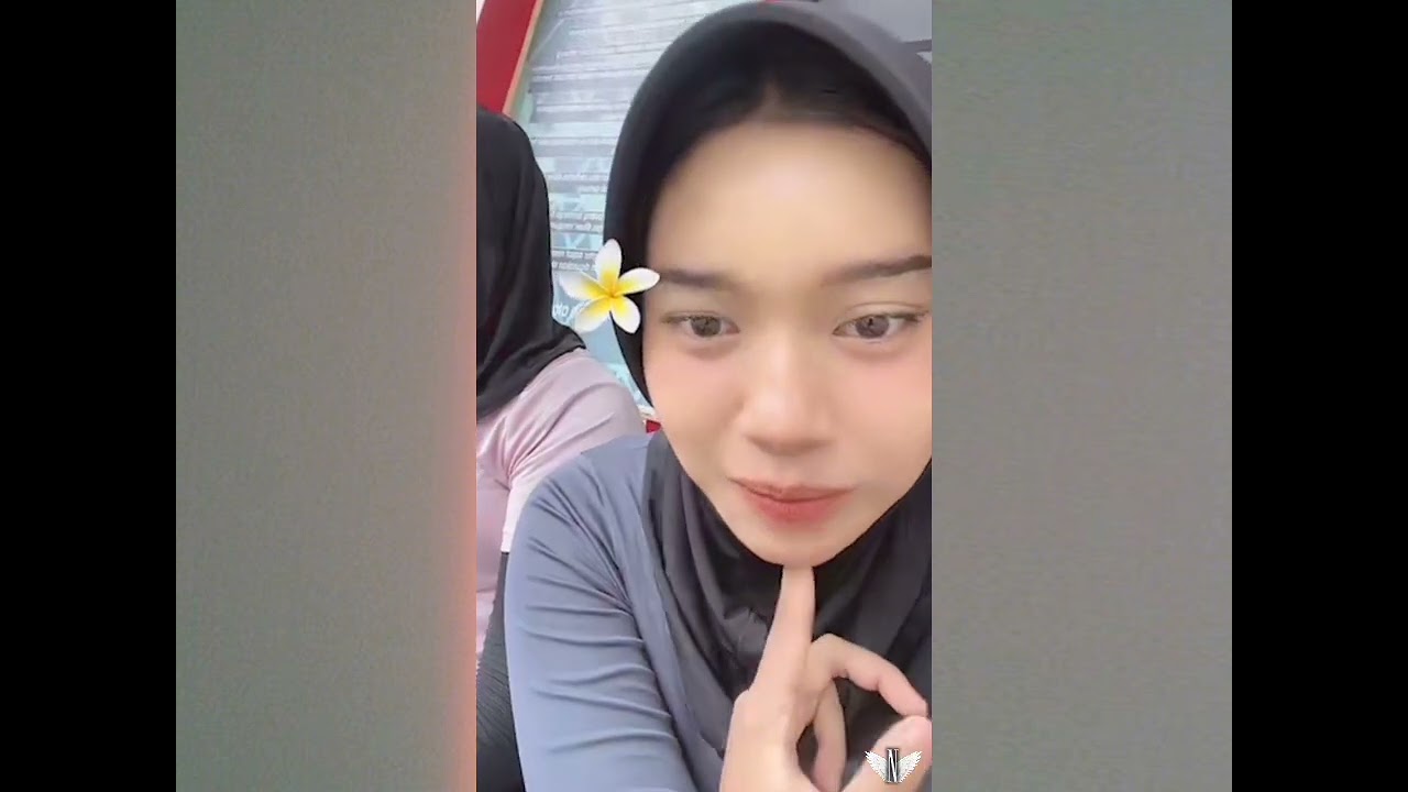 Pasti baunya harum😂😂😂 [harum apa coba?]