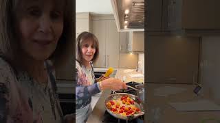 Roses Spin On Meghan Markles One Pot Pasta