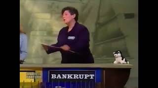 Max The Stuffed Toy Dog Gives The Ride On The Wheel During Round Three wednesday October 30 2002