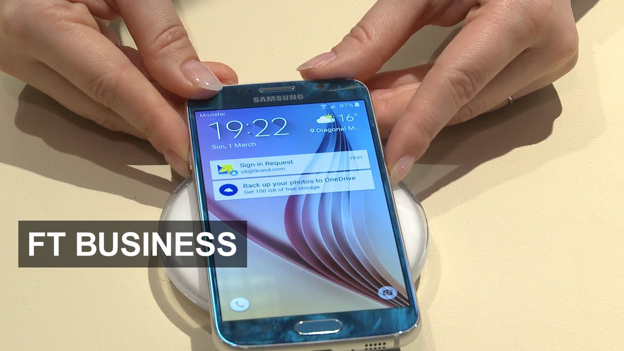 Film backdrop image for Is the smartphone era ending? (2015)