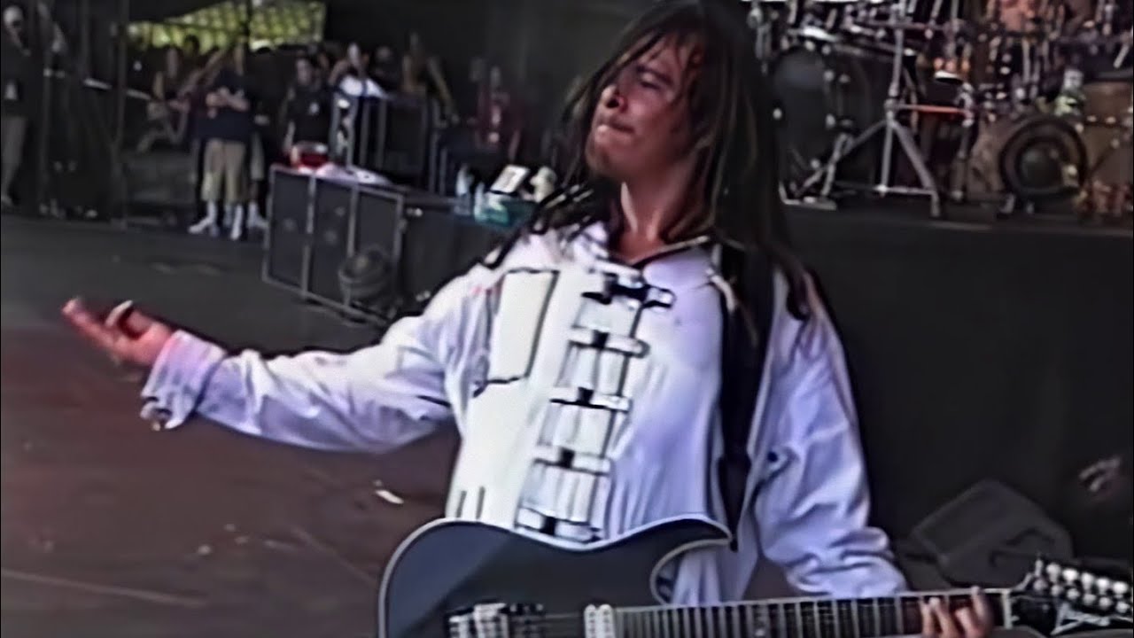 Korn – Make Me Bad (Live at Rock im Park 2000) [HQ] - YouTube