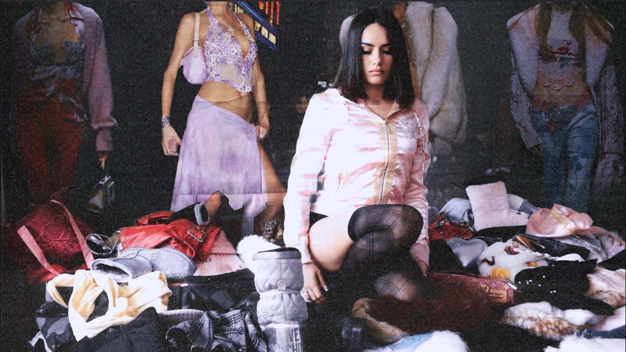 Watch Fashion Victime 🤕 de babysolo on YouTube