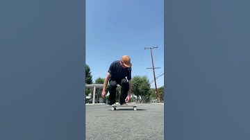 Jake Hayes - Slo mo Ollie