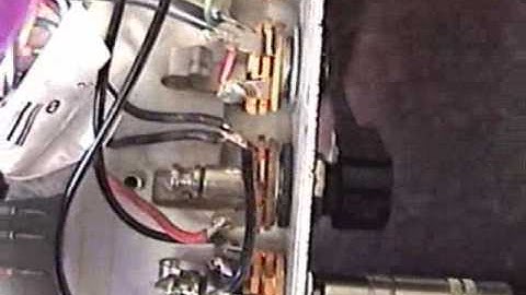 makeing a foot switch for the peavey renown solo series amp