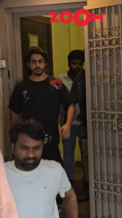 Shah Rukh Khan's son Aryan Khan's OOPS moment caught on camera 😬😂 #shorts #aryan #aryankhan
