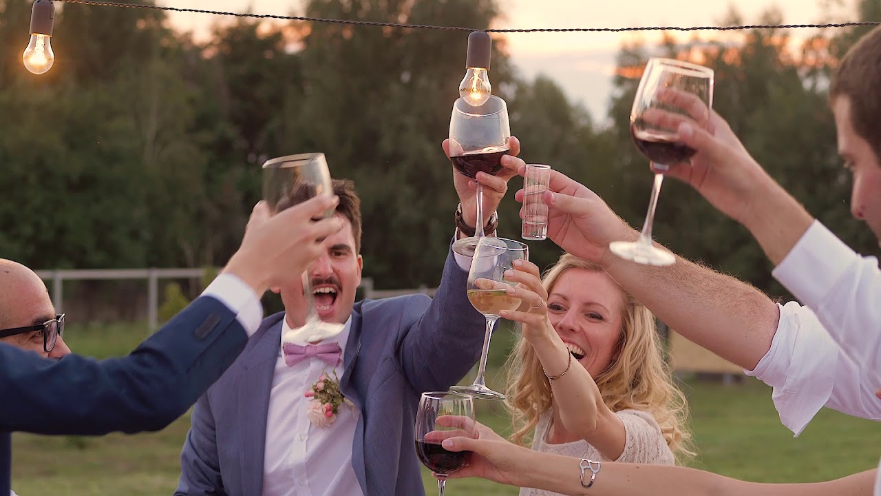 Summer daydream | Countryside open-air wedding in Kiev, Ukraine