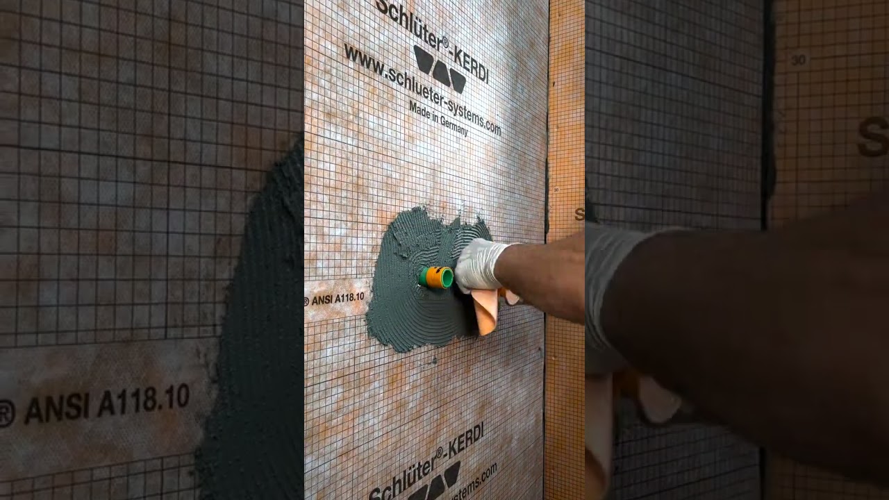 Réaliser l'étanchéité au niveau des passages de tuyaux