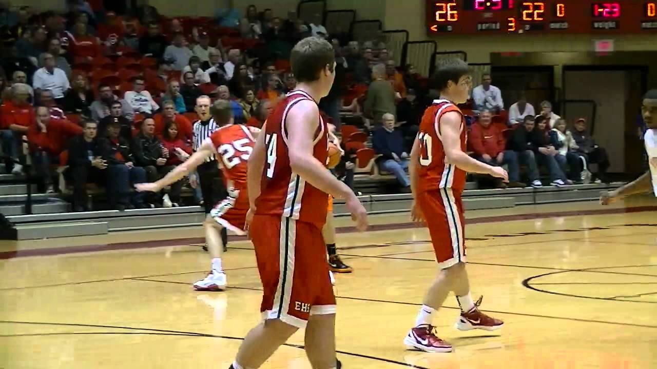 Clay Payne penetrates the lane to score for the Vernon Rams