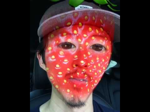 steven yeun strawberry tiktok