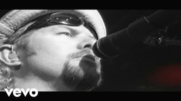 Toby Keith - Country Comes To Town