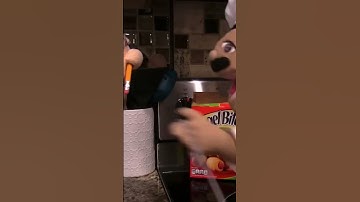 Jeffy beats up chef pee pee #sml #shorts