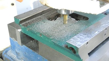 G0704 Y carriage double nut pocket.