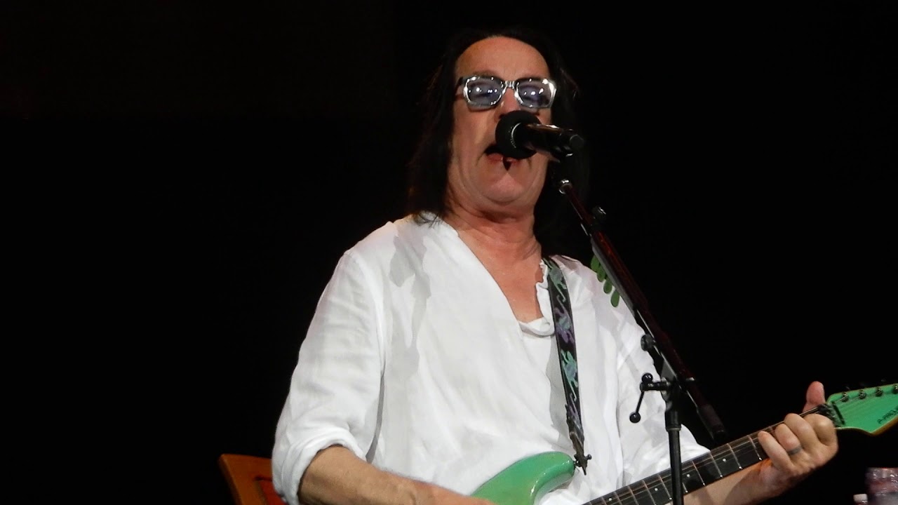 TODD RUNDGREN LIVE from 70's Rock and Romance Cruise - YouTube