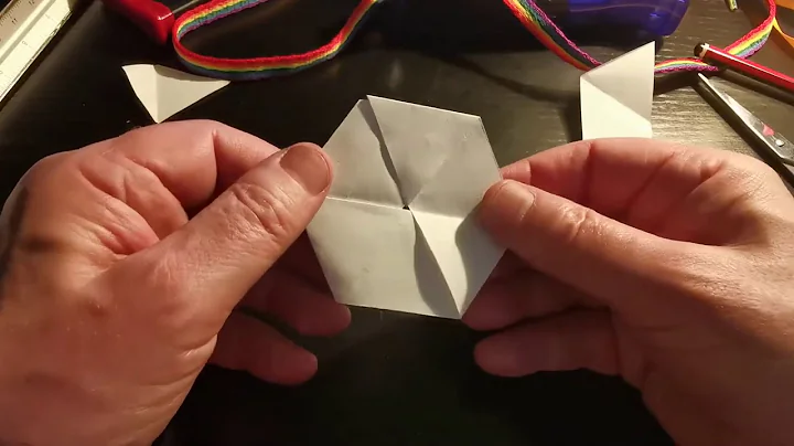 How to make Flexagons with Kjartan Poskitt