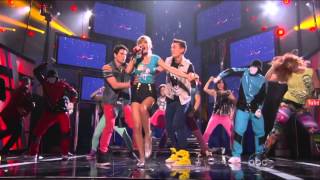 Taylor Swift and the Jabbawockeez performing 22 in Billoboard Music Awards 2013 #Reg-DCut