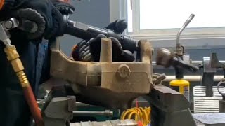 Removing Ball Joints With Astro Thor Air Hammer by Technician Red 5,540 views 1 year ago 1 minute, 11 seconds