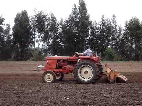 renault-super-5-tractor-using-a-rotary-tiller