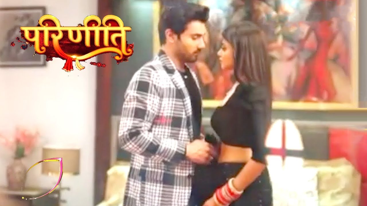 Parineeti Update: Rajiv Ne Neeti Ko Pehnai Saari, Dono Hue Romantic | New Twist Ahead