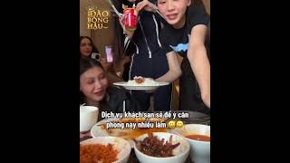 Mai Phương thi Hoa hậu quốc tế mà như đi mukbang tập thể, rủ rê dàn người đẹp qua livestream