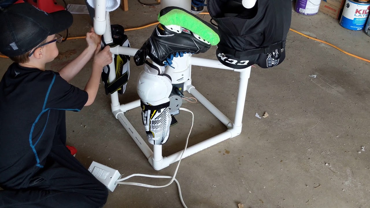 Hockey Equipment Drying Rack With Timer Controlled Blower Fan 