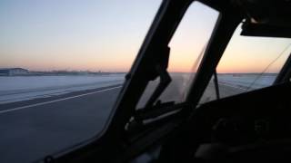 Утренний взлет Ту-154 из Кольцово / Tupolev Tu-154m Take off from USSS (Cockpit view)