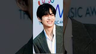 Koi sehri babu #kimtaehyung #whatsapp status #bts #btsmember 💜💜💕💝💜💝💜💝💜💟💞❤️♥️