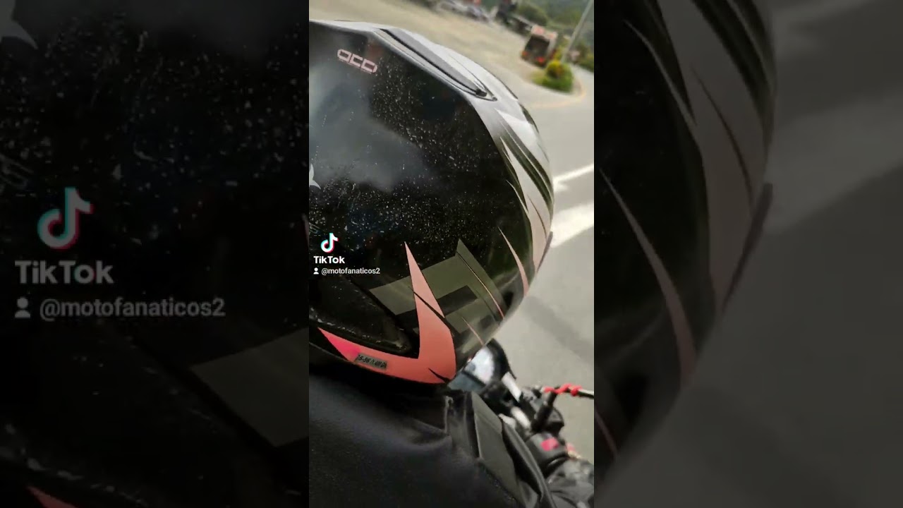 ella concentrada manejando una er6n, te amo mi vida.