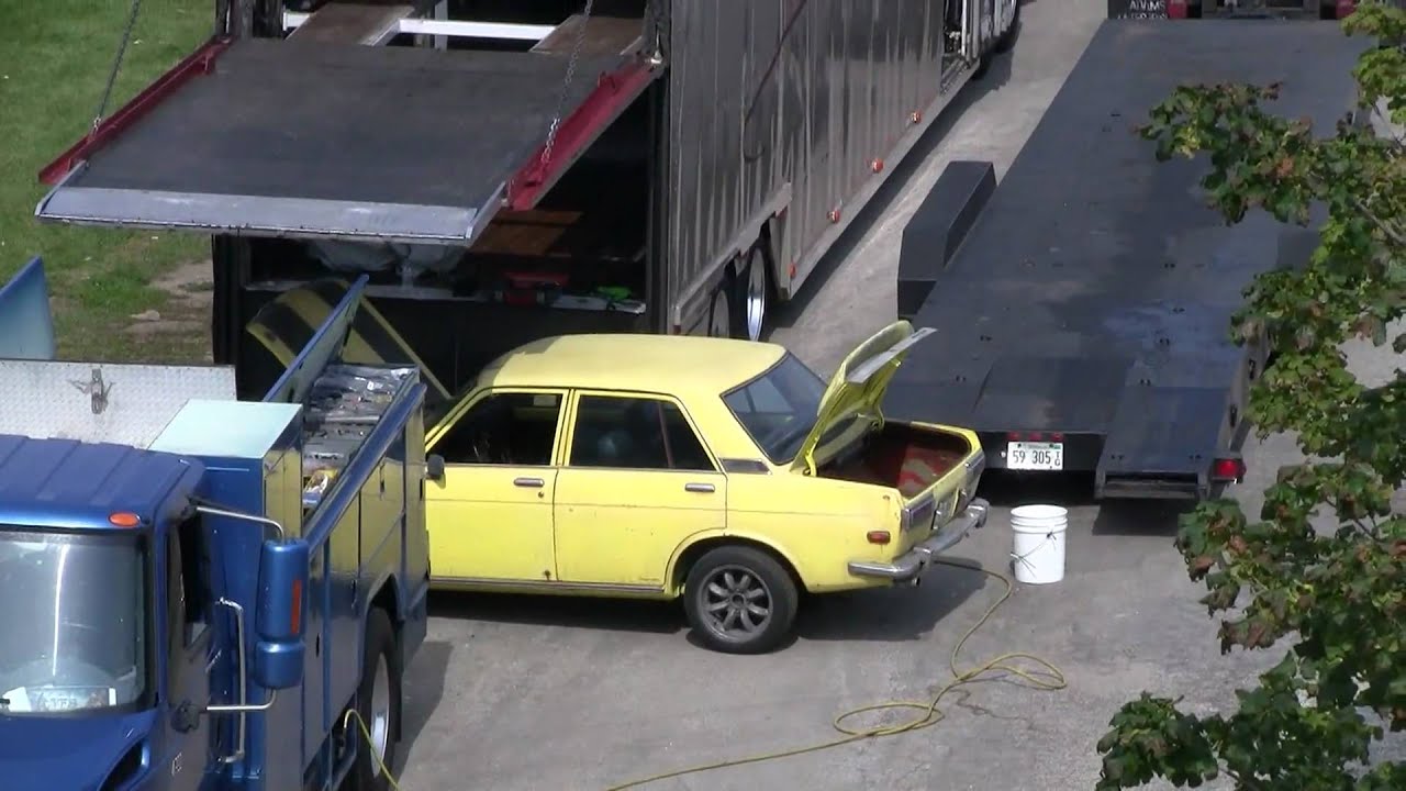 Transformers 3 Milwaukee - 1970s Datsun (pt 2) - YouTube