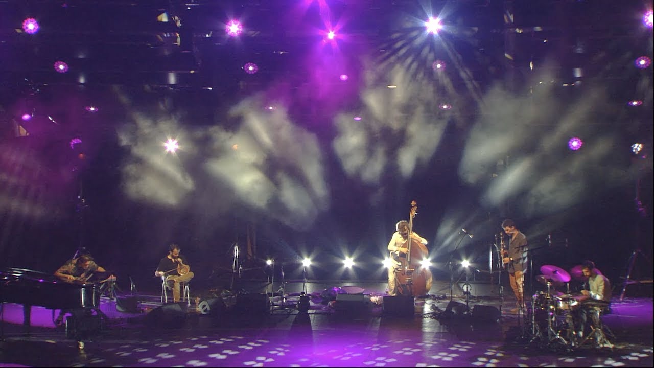 Mira Mihalis Kalkanis Group - Escaping (Live at Summer Nostos Festival) en YouTube Mira Mihalis Kalkanis Group - Escaping (Live at Summer Nostos Festival) en YouTube