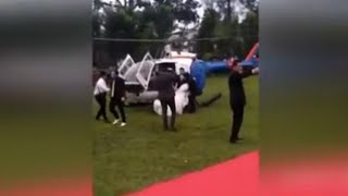 VIRAL.! pengantin naik helikopter milik polri