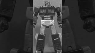 Robot Enhanced Design (Transformers Stop-motion) Black and White version